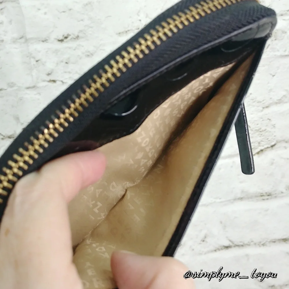 Kate Spade Black Patent Leather Wristlet